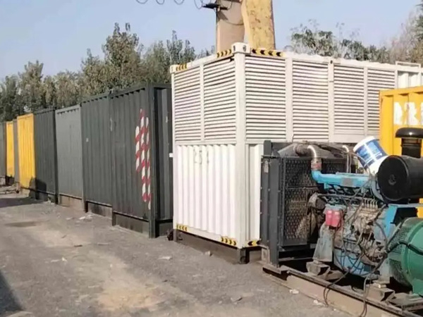 远安200KW柴油发电机机组每小时油耗是多少?